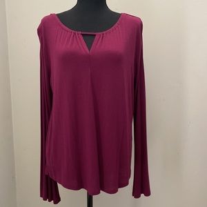 Cloud Chaser long sleeve Top. Size Large.